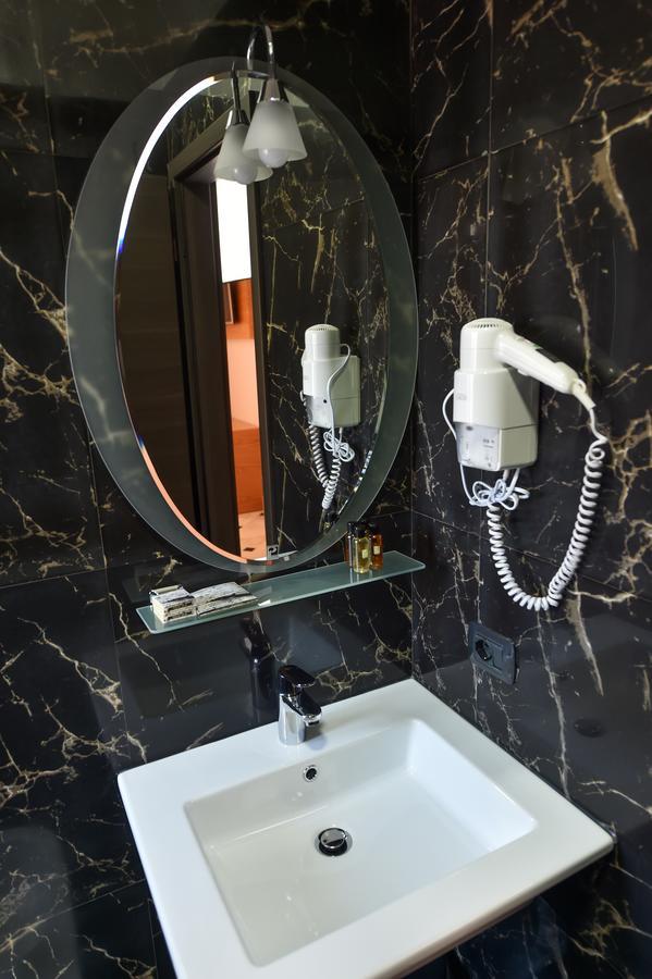Hotel Pandora Residence Tirana Kültér fotó