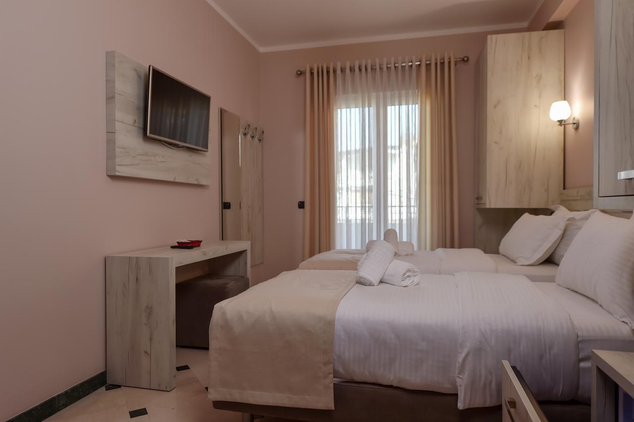 Hotel Pandora Residence Tirana Kültér fotó