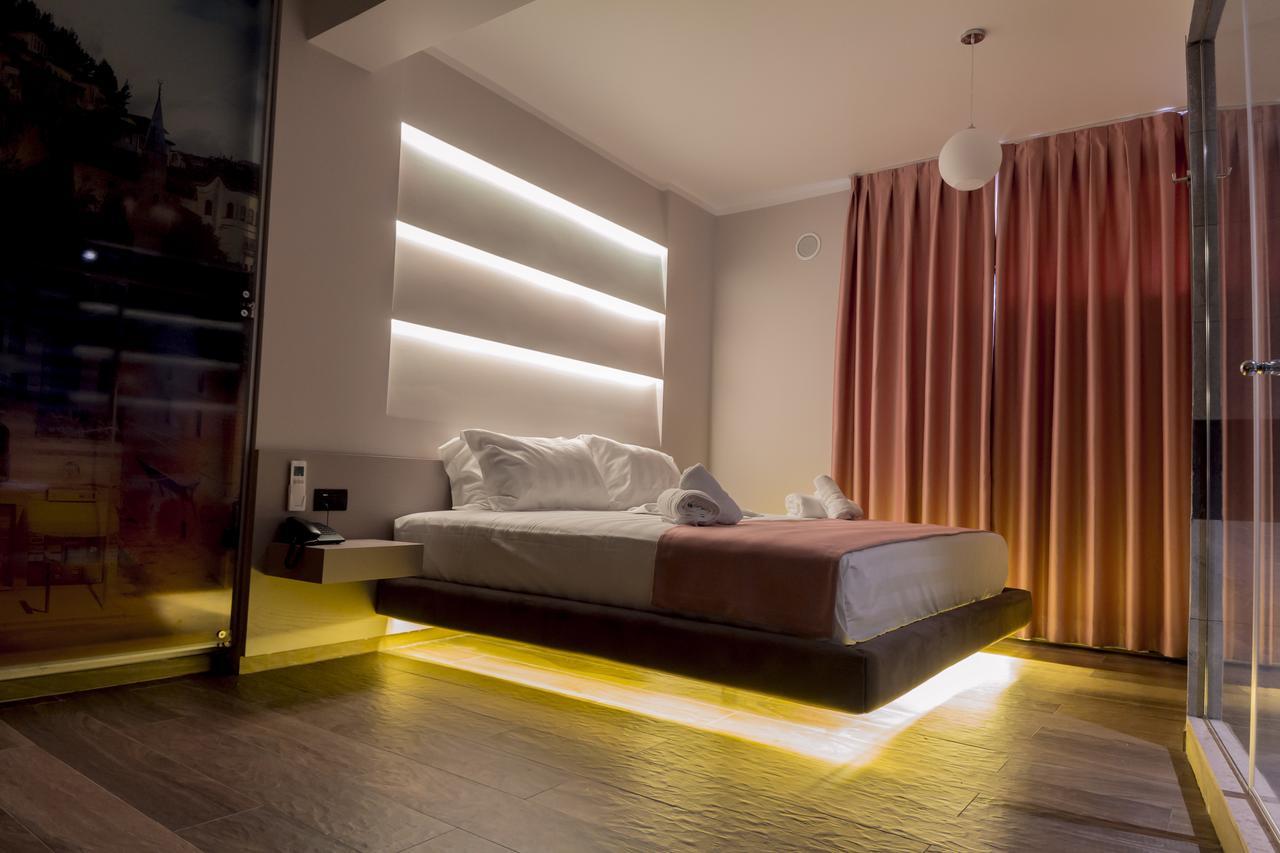 Hotel Pandora Residence Tirana Kültér fotó