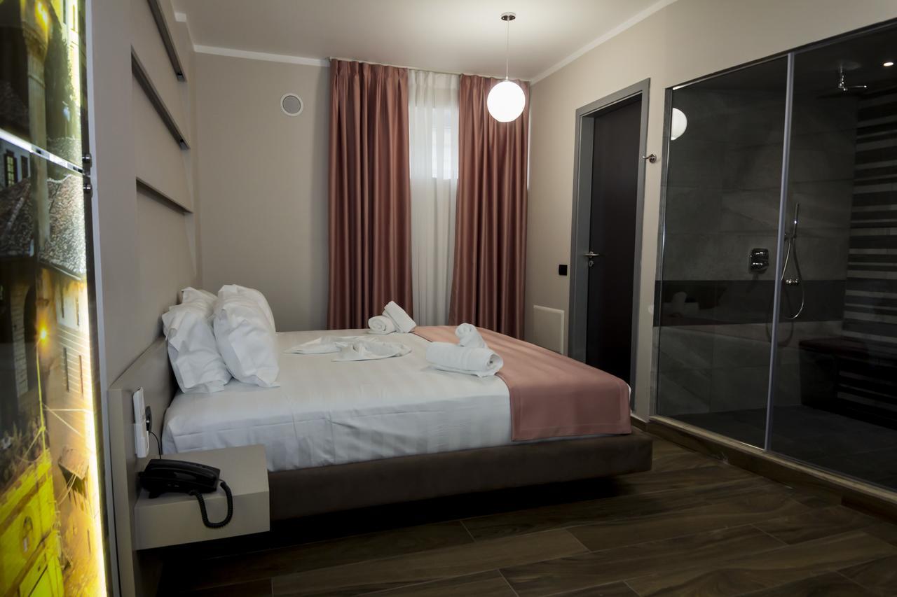Hotel Pandora Residence Tirana Kültér fotó