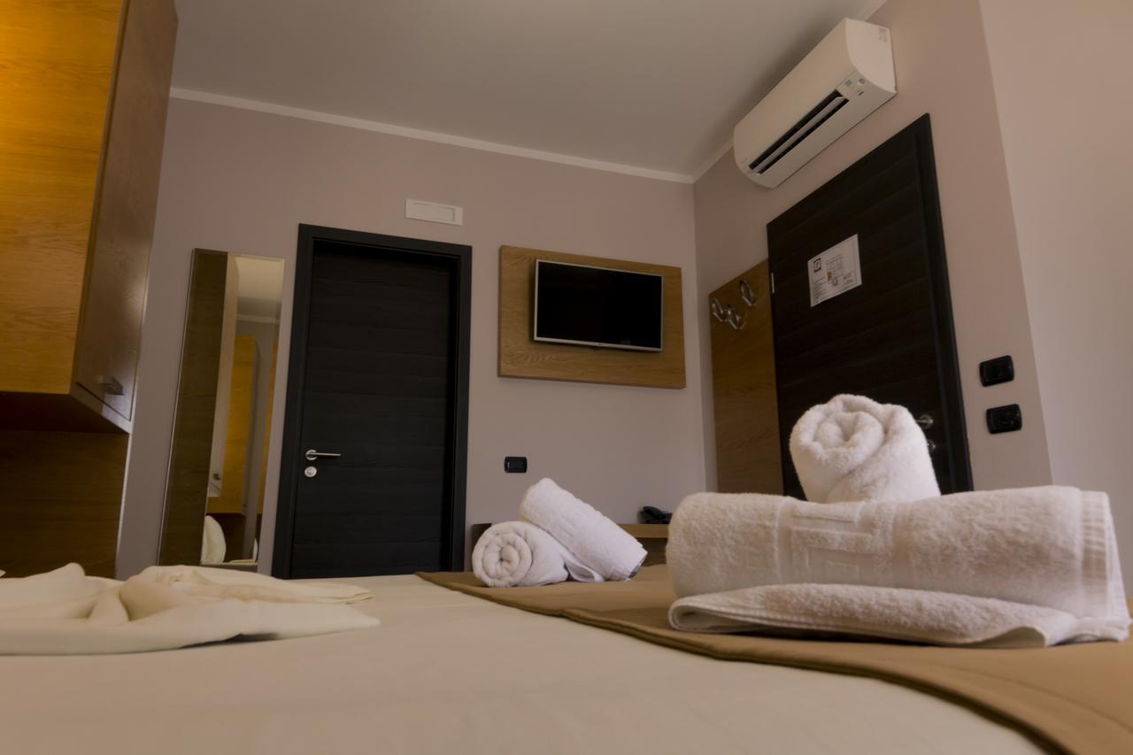 Hotel Pandora Residence Tirana Kültér fotó